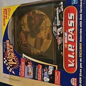 Dale  EARNHART  car and cd rom
